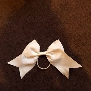 White bow
